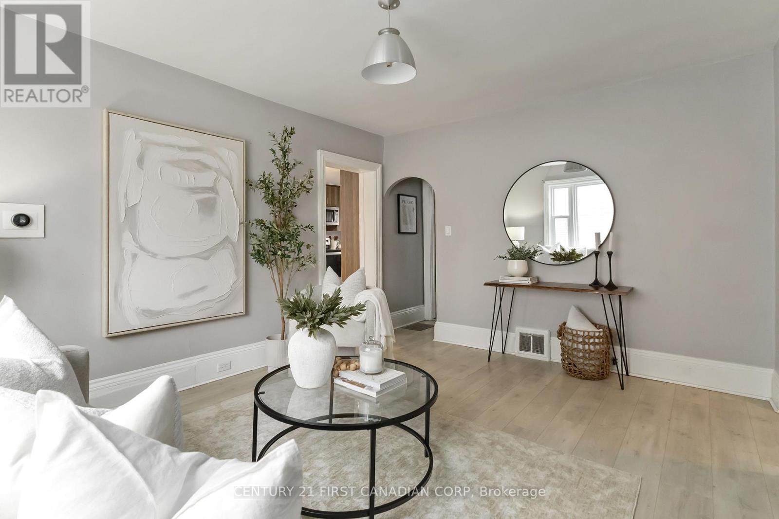 23 Mitchell Street, St. Thomas, Ontario  N5R 2T6 - Photo 6 - X12675952