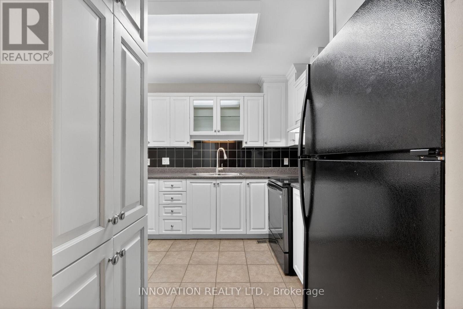 32 Kettleby Street S, Ottawa, Ontario  K2K 3C4 - Photo 12 - X12675868