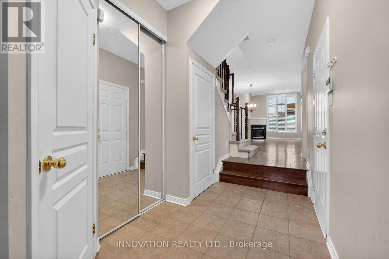 32 Kettleby Street S, Ottawa, Ontario  K2K 3C4 - Photo 4 - X12675868