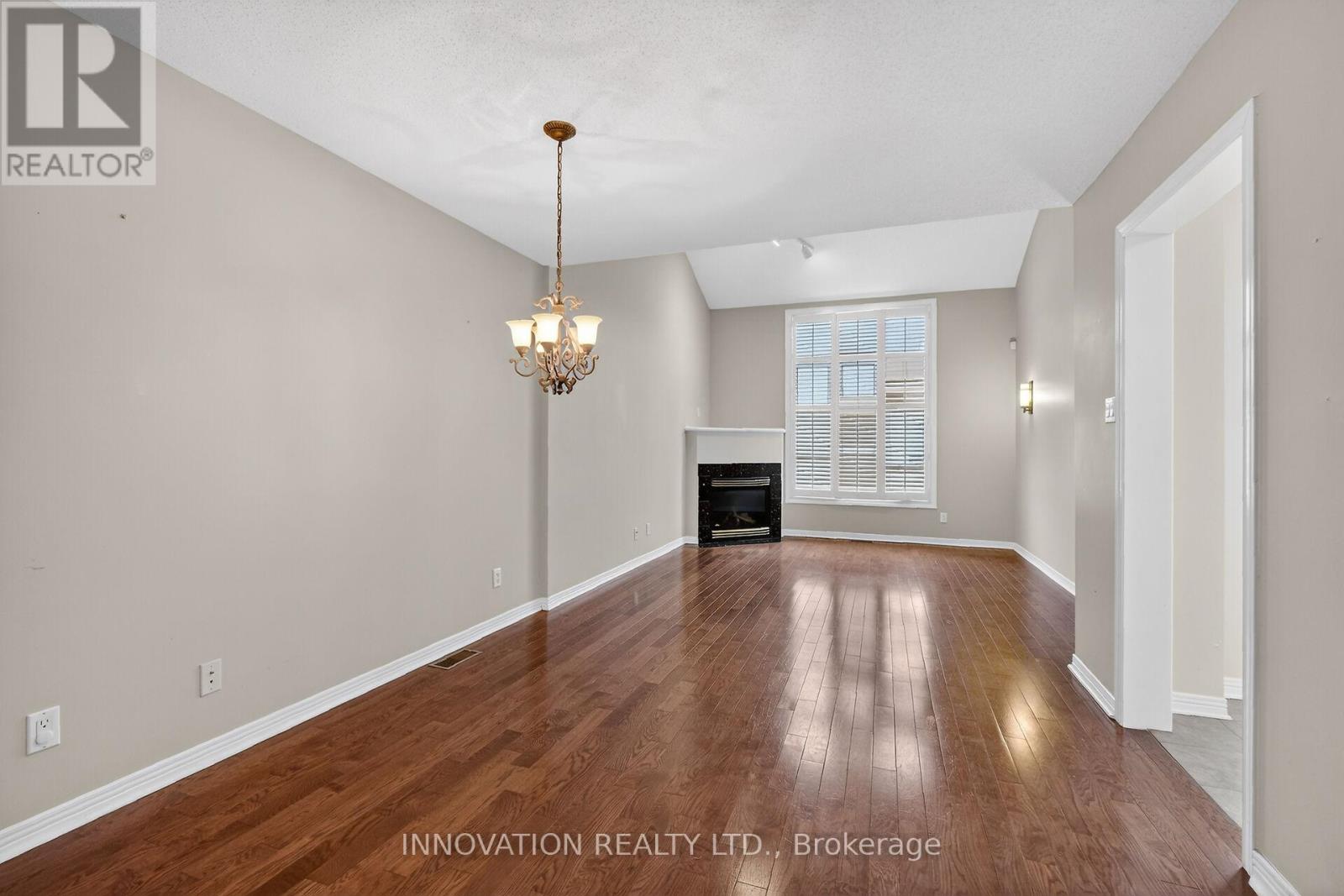 32 Kettleby Street S, Ottawa, Ontario  K2K 3C4 - Photo 7 - X12675868