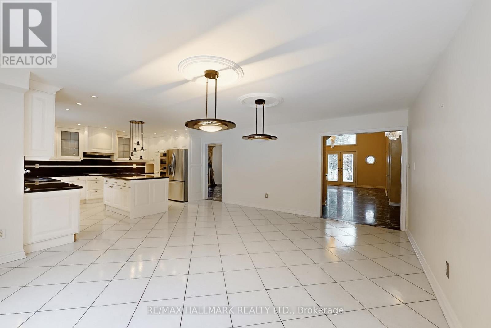 61 Glenayr Road, Richmond Hill, Ontario  L4B 2V8 - Photo 17 - N12674382