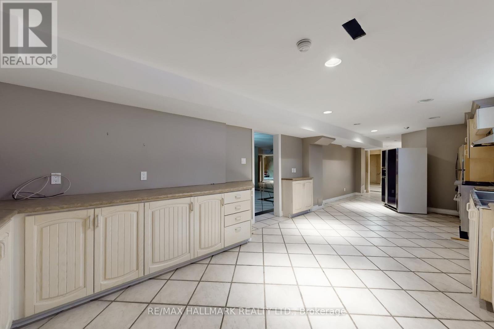 61 Glenayr Road, Richmond Hill, Ontario  L4B 2V8 - Photo 38 - N12674382