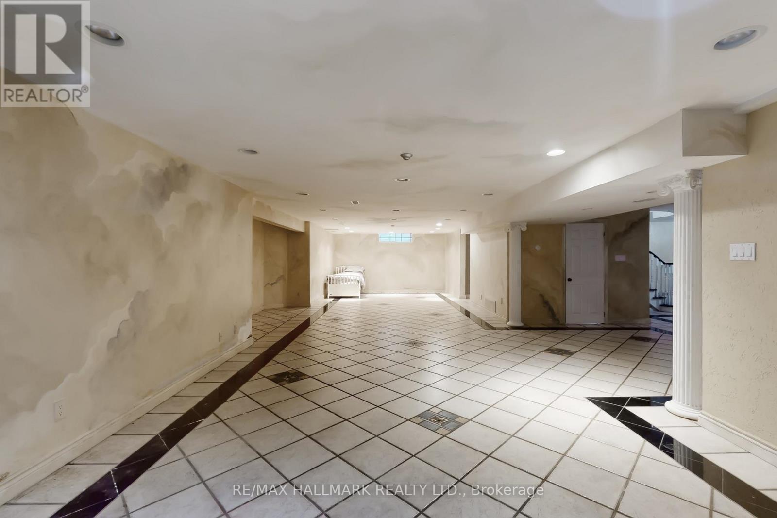 61 Glenayr Road, Richmond Hill, Ontario  L4B 2V8 - Photo 34 - N12674382