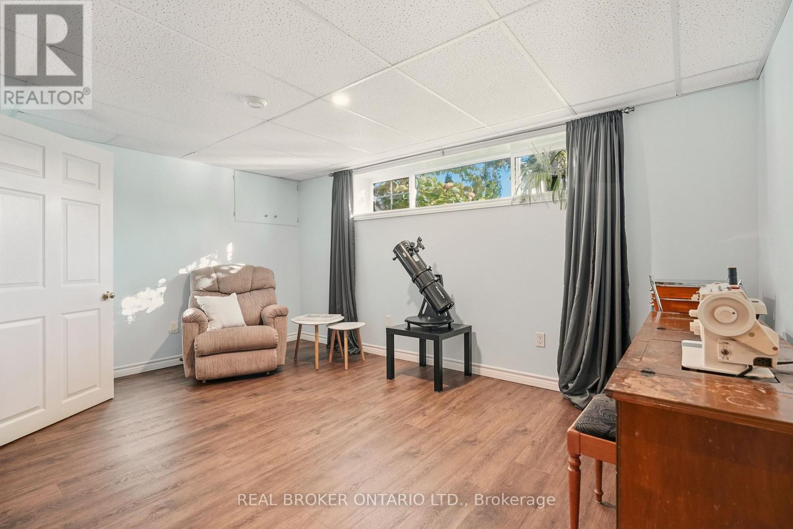 33 Porter Crescent, Barrie, Ontario  L4M 5H8 - Photo 32 - S12508702