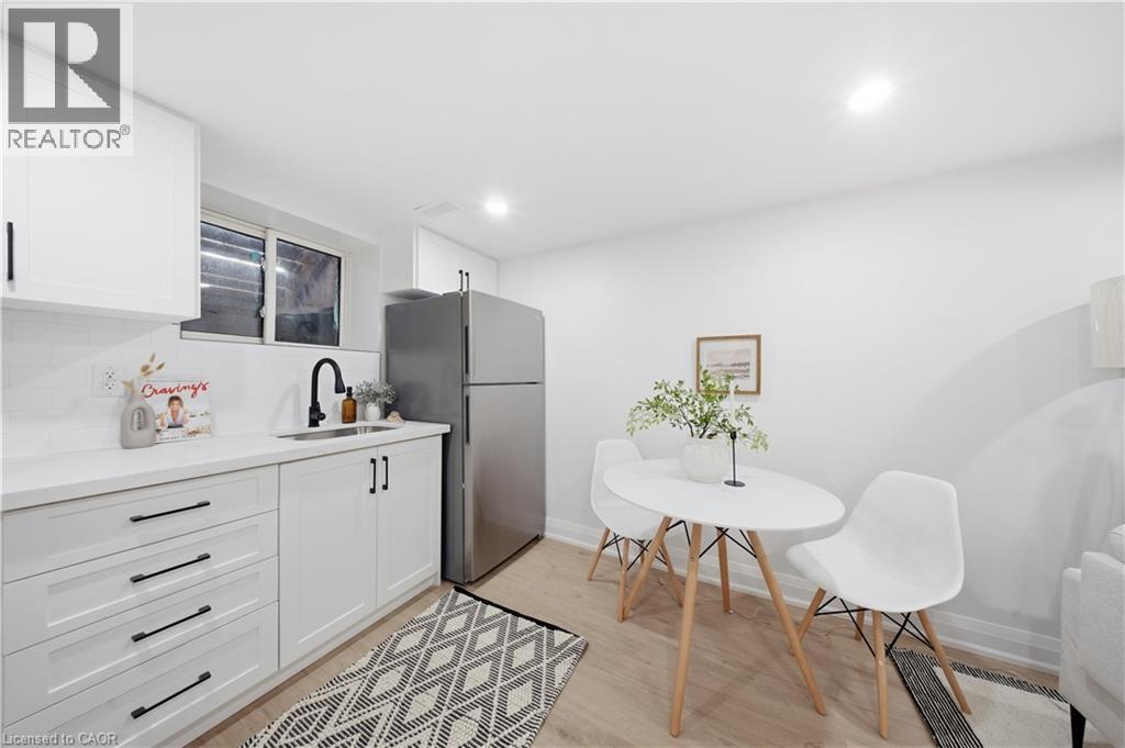 11 Garside Avenue S, Hamilton, Ontario  L8G 4A8 - Photo 23 - 40796909