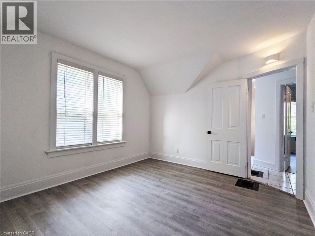 229 Wellington Street N Unit# 1, Kitchener, Ontario  N2H 5K6 - Photo 11 - 40796834