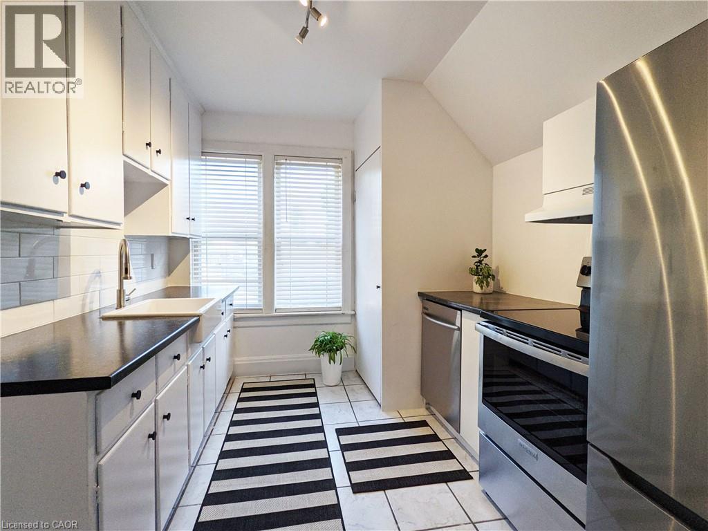 229 Wellington Street N Unit# 1, Kitchener, Ontario  N2H 5K6 - Photo 12 - 40796834