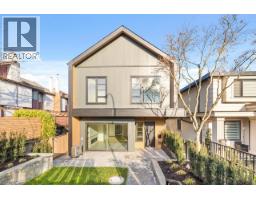 <div class="price">$2,099,900</div> 2 727 E 31st Avenue, Vancouver<br><div style="margin-bottom:8px;"><small>Macdonald Realty</small></div><div class='bed_bath'>4 Bed | 3 Bath</div>