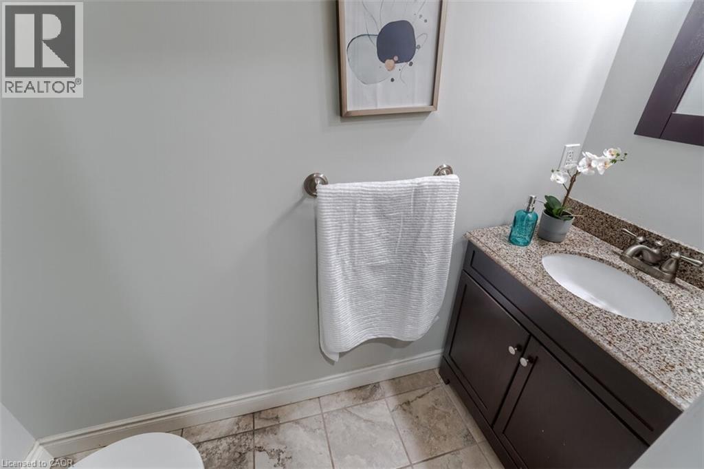 Photo 19 of 41 for 418 Riverview Drive