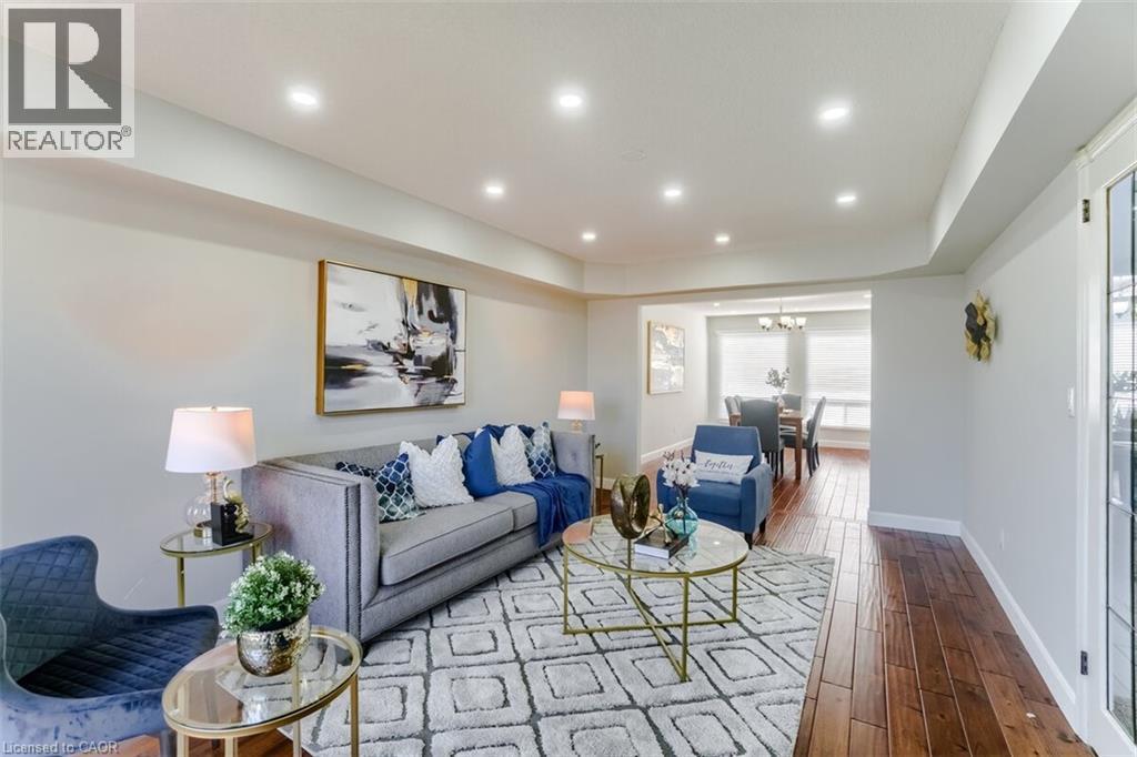 Photo 9 of 41 for 418 Riverview Drive