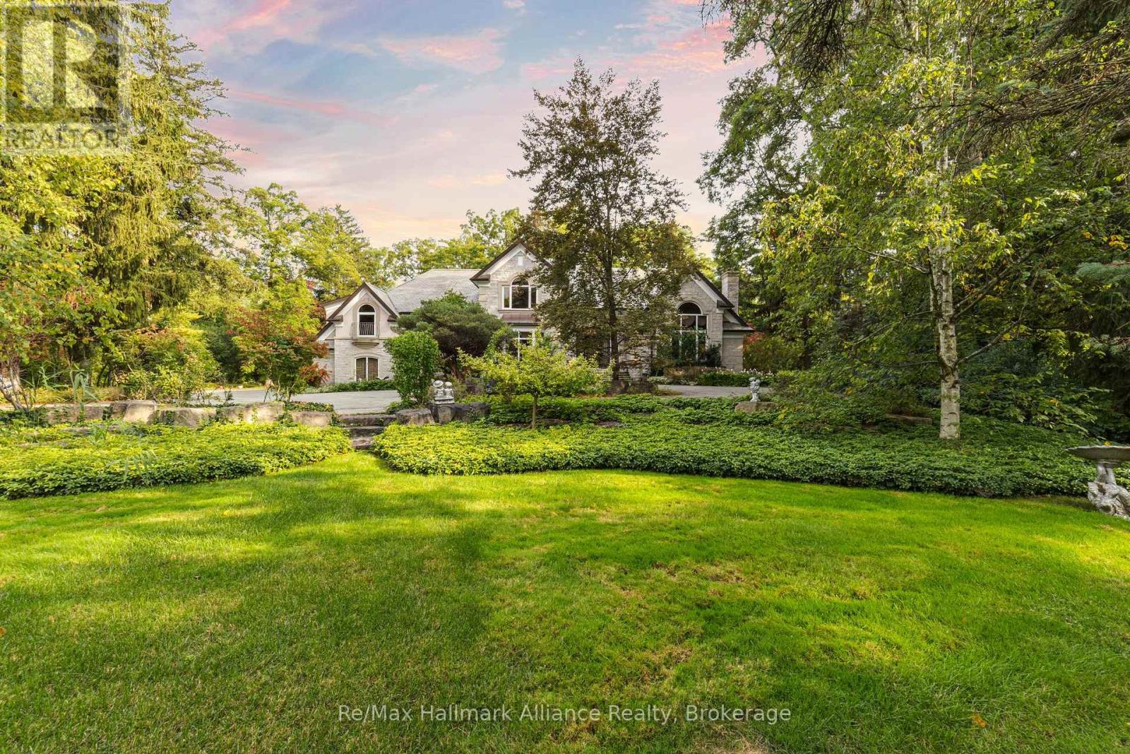 1024 Linbrook Road, Oakville, Ontario  L6J 2L1 - Photo 4 - W12429460