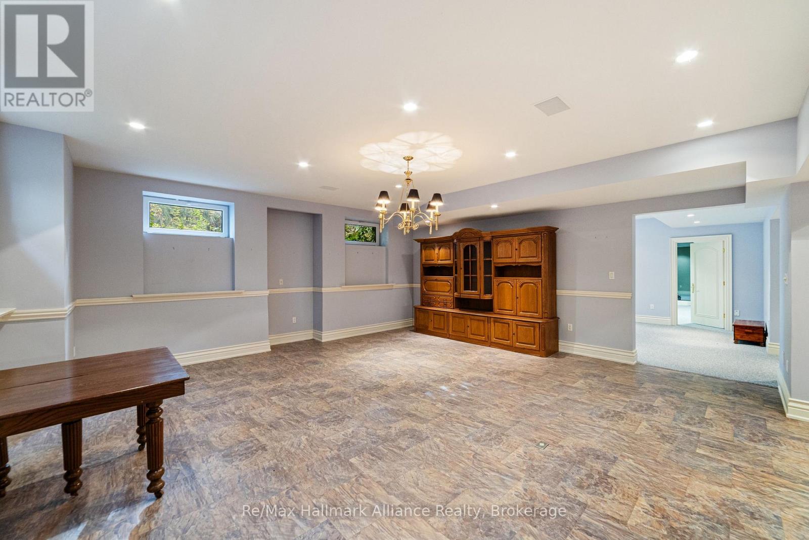 1024 Linbrook Road, Oakville, Ontario  L6J 2L1 - Photo 43 - W12429460