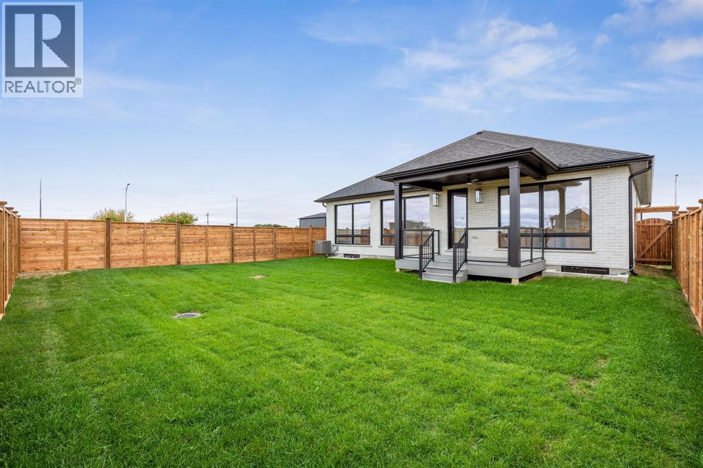 269 Basquiat Crescent, Sarnia, Ontario  N7S 0H1 - Photo 46 - 26000546