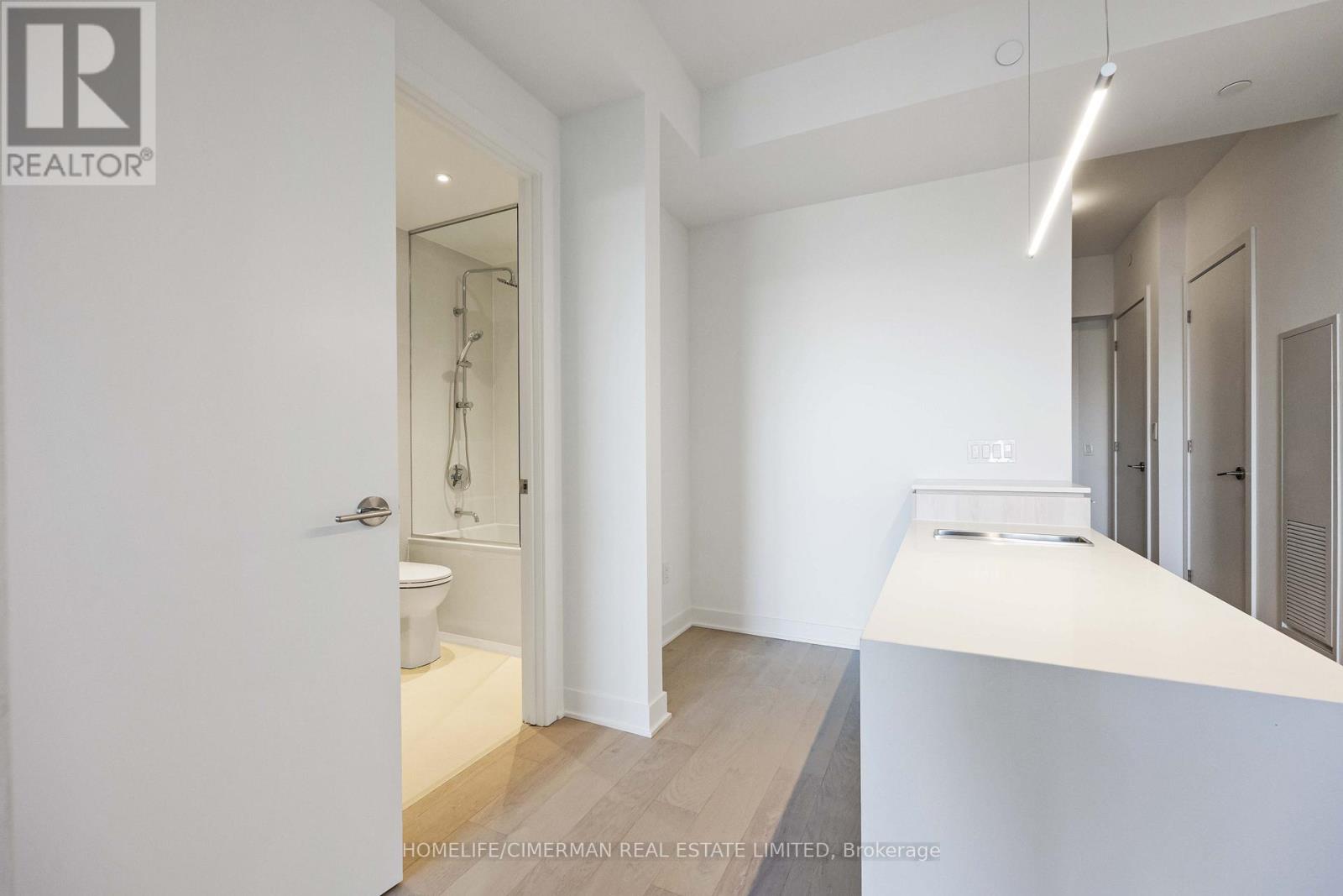 1504 - 11 Yorkville Avenue, Toronto, Ontario  M4W 0B7 - Photo 13 - C12675822