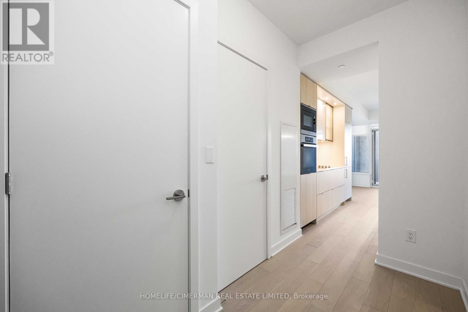 1504 - 11 Yorkville Avenue, Toronto, Ontario  M4W 0B7 - Photo 6 - C12675822