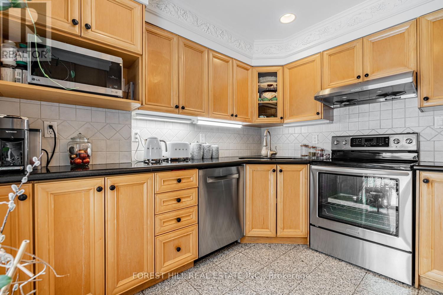 162 Goulding Avenue, Toronto, Ontario  M2M 1L7 - Photo 8 - C12675884