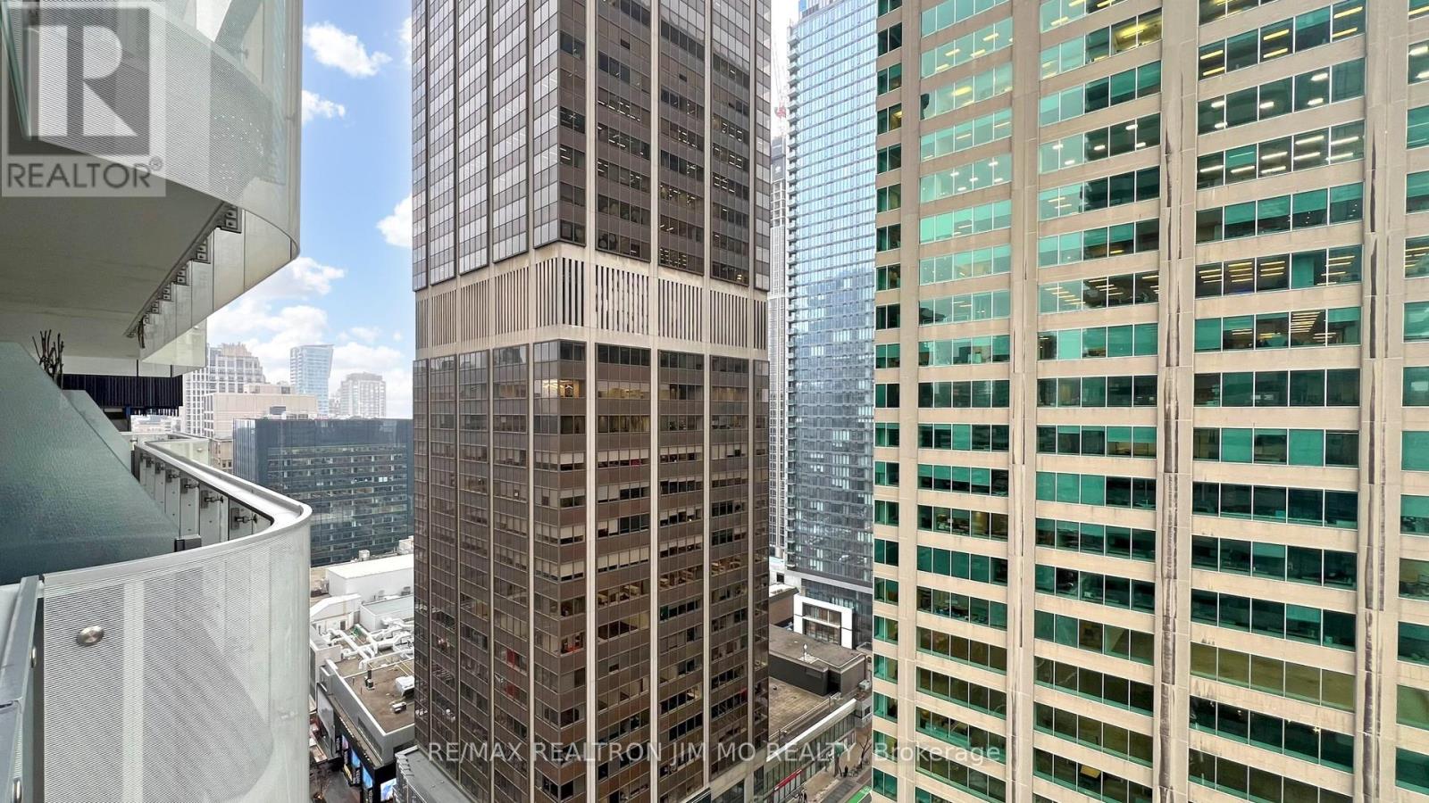 1712 - 1 Bloor Street E, Toronto, Ontario  M4W 1A9 - Photo 26 - C12675894