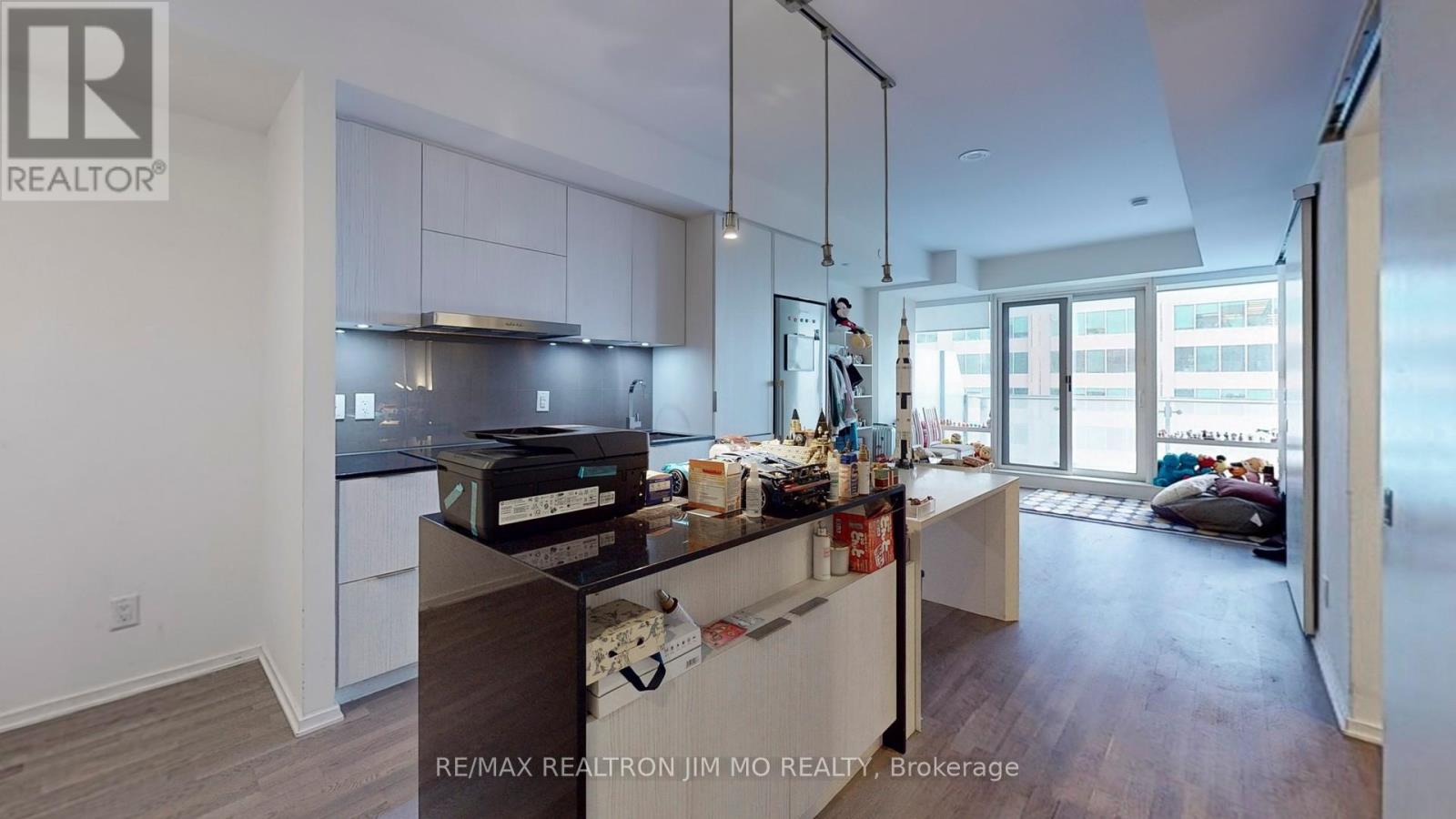 1712 - 1 Bloor Street E, Toronto, Ontario  M4W 1A9 - Photo 9 - C12675894