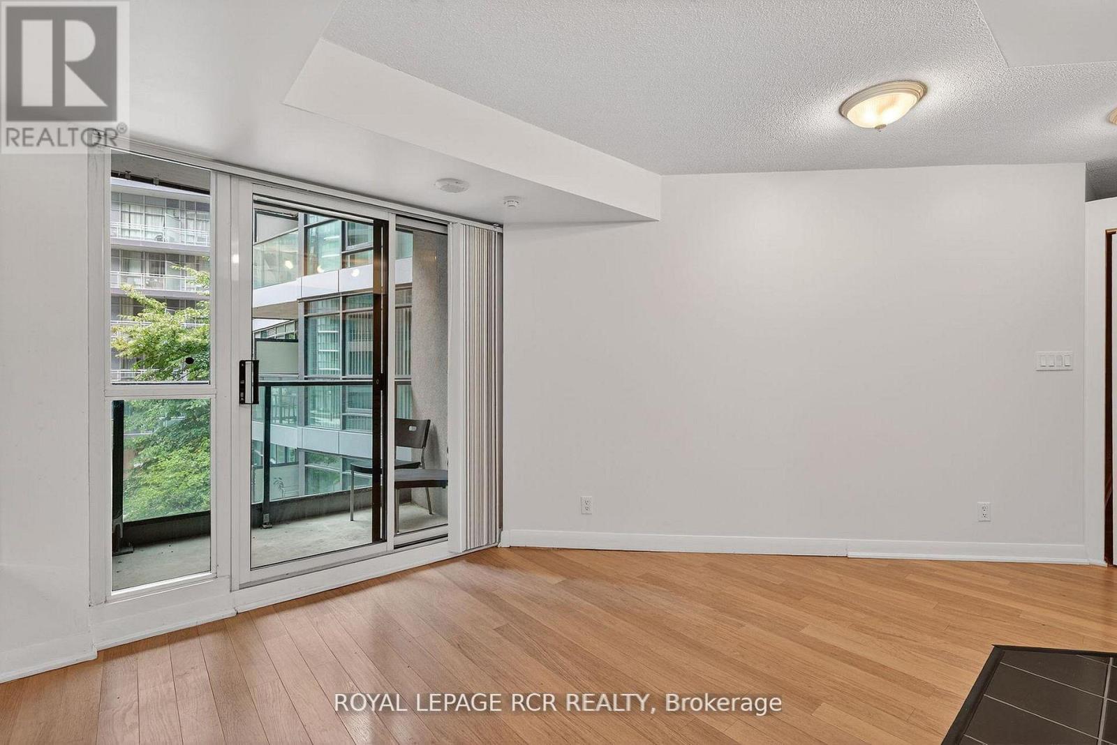 310 - 600 Fleet Street, Toronto, Ontario  M5V 1B7 - Photo 8 - C12675950