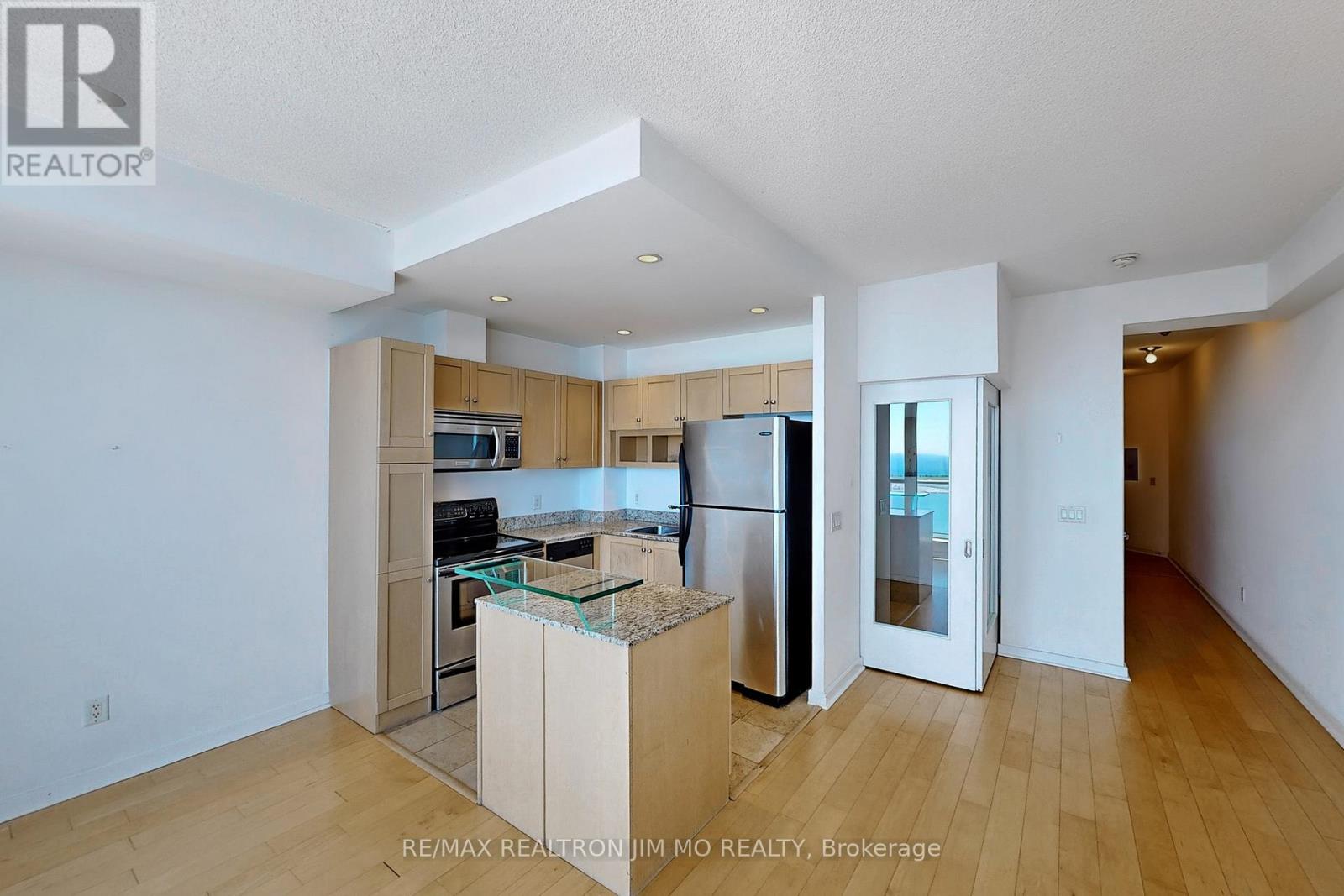 3508 - 208 Queens Quay W, Toronto, Ontario  M5J 2Y5 - Photo 12 - C12675954