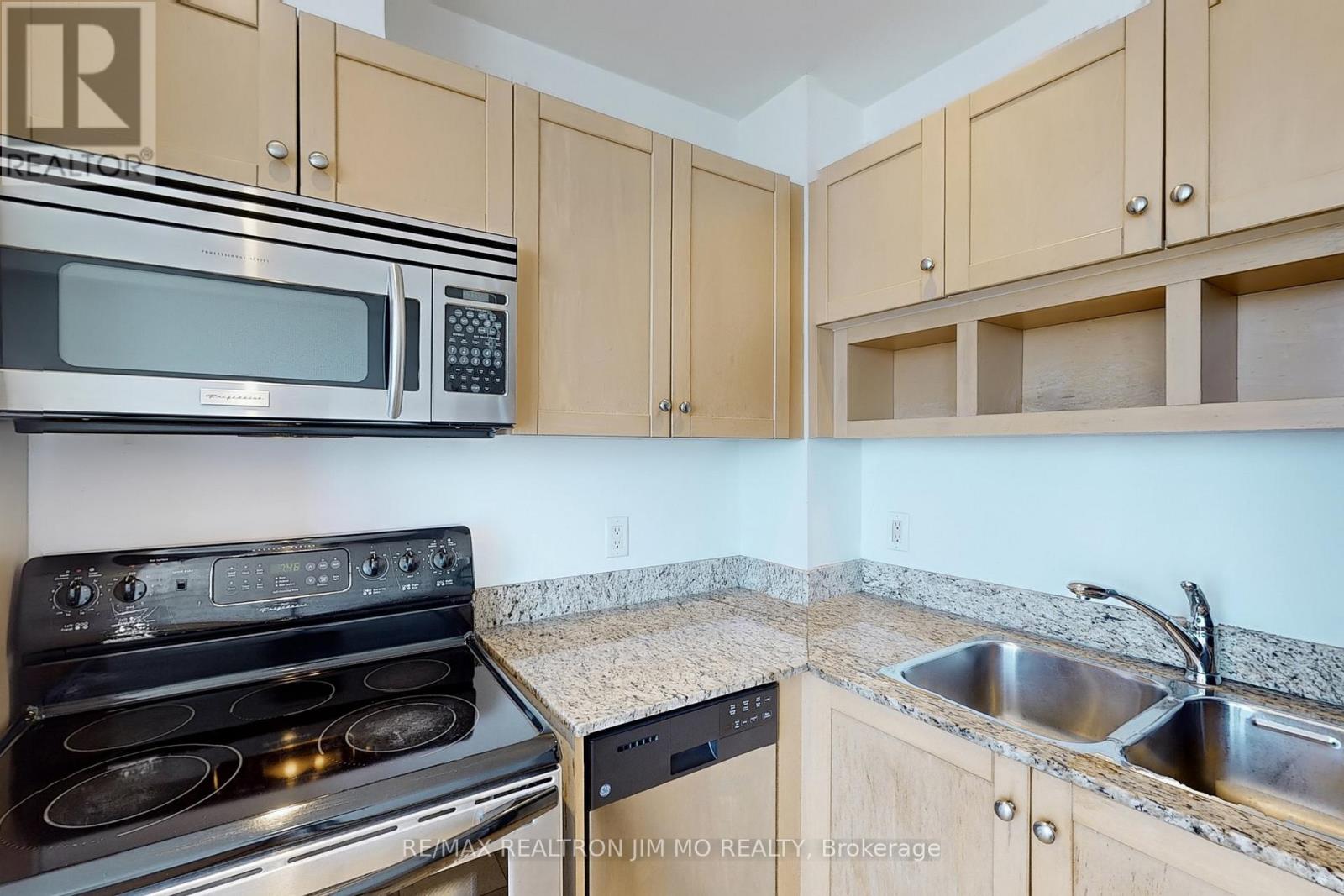 3508 - 208 Queens Quay W, Toronto, Ontario  M5J 2Y5 - Photo 14 - C12675954