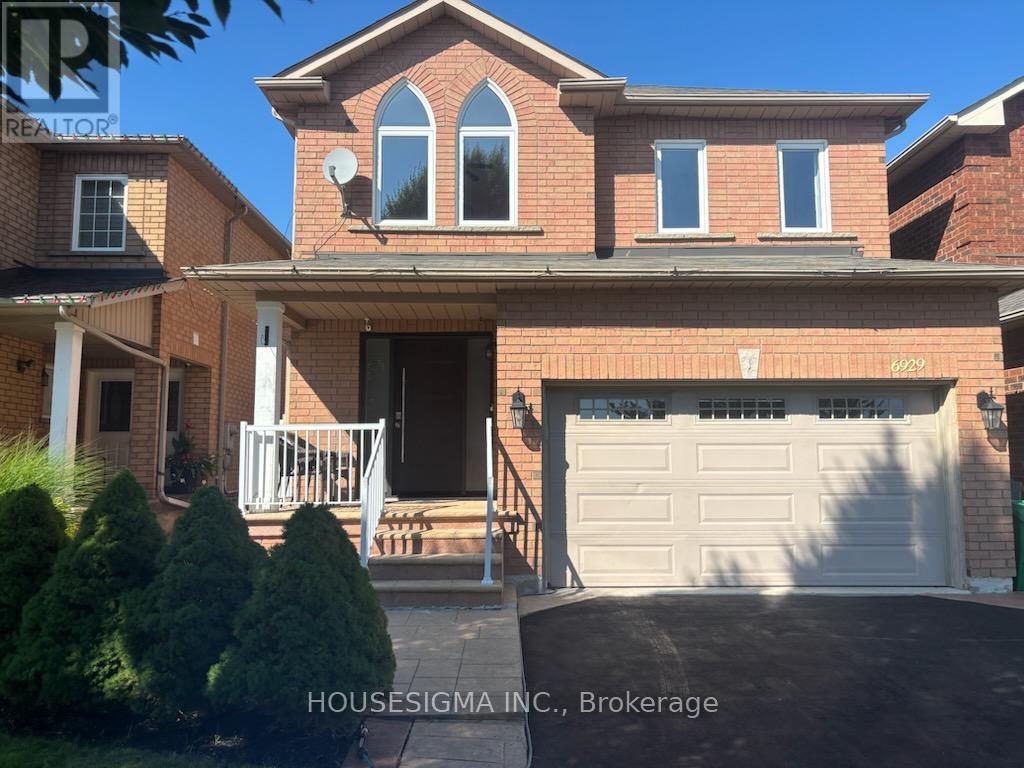 6929 Vicar Gate, Mississauga, Ontario  L5W 1G6 - Photo 1 - W12675080