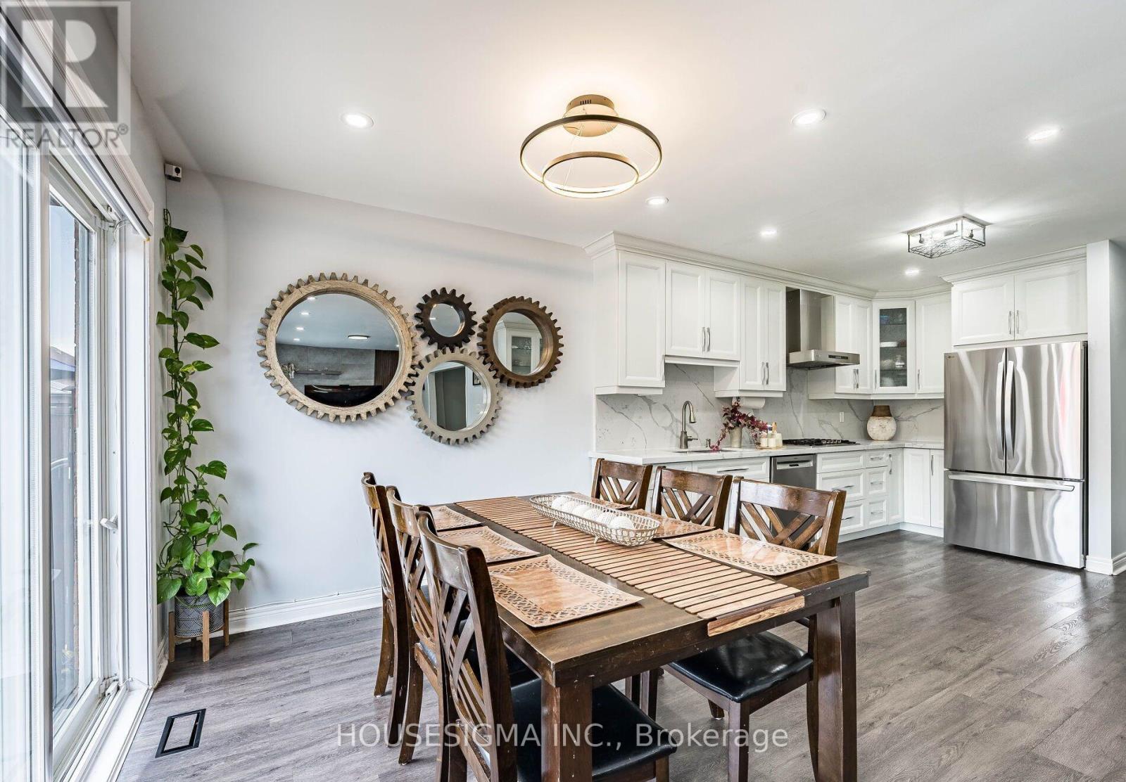 6929 Vicar Gate, Mississauga, Ontario  L5W 1G6 - Photo 10 - W12675080