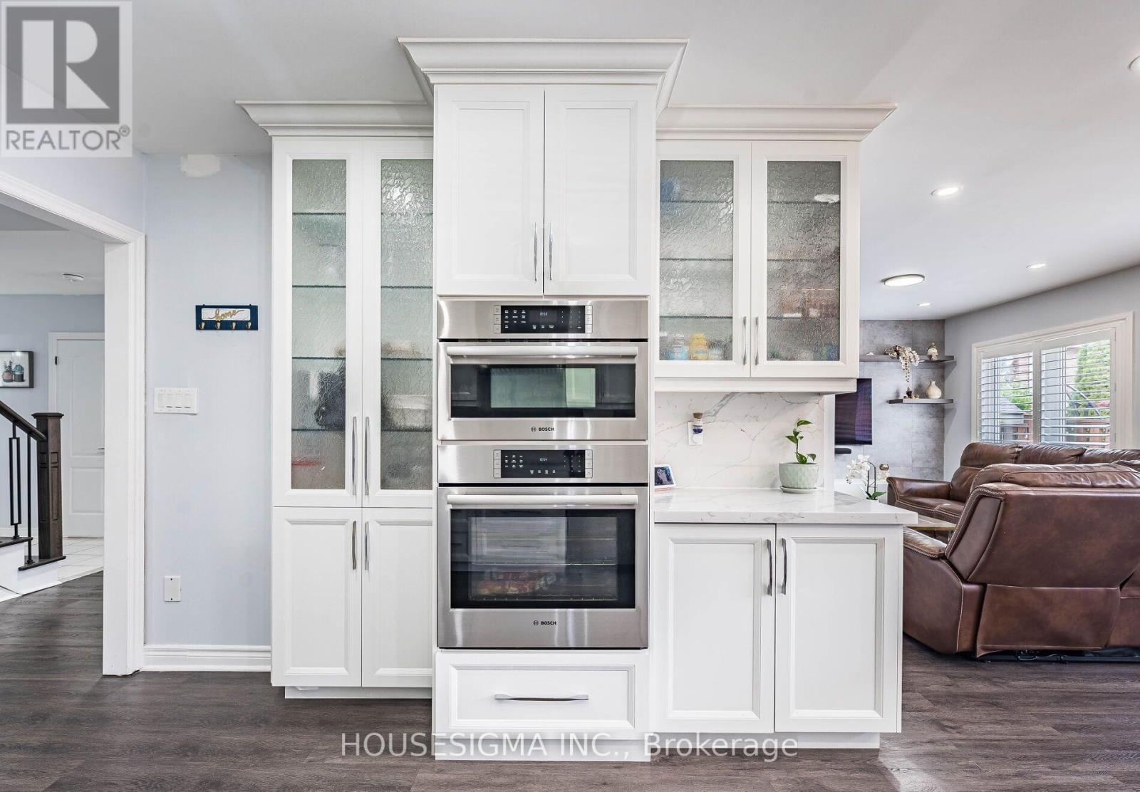 6929 Vicar Gate, Mississauga, Ontario  L5W 1G6 - Photo 14 - W12675080