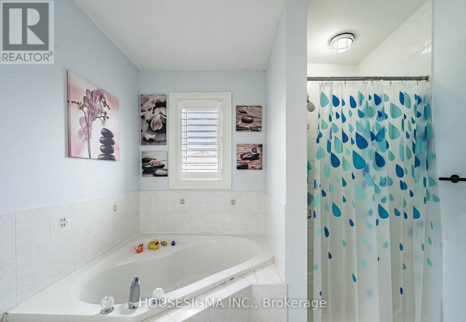 6929 Vicar Gate, Mississauga, Ontario  L5W 1G6 - Photo 24 - W12675080