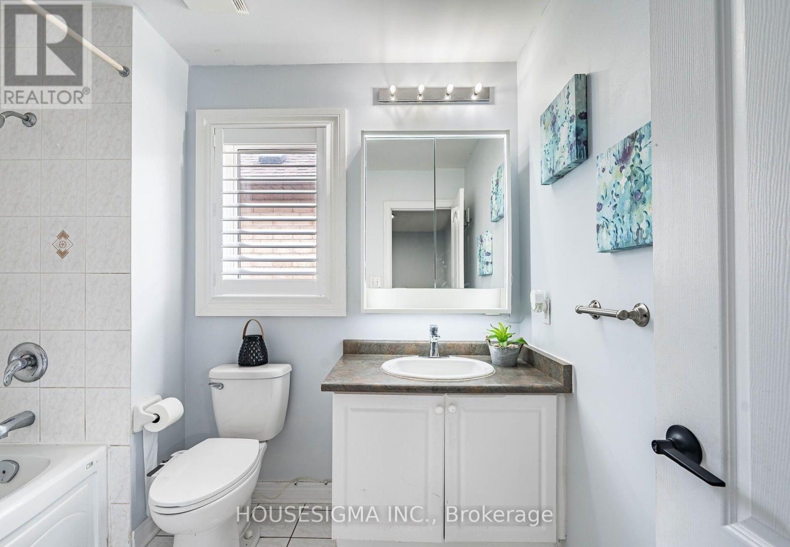 6929 Vicar Gate, Mississauga, Ontario  L5W 1G6 - Photo 32 - W12675080