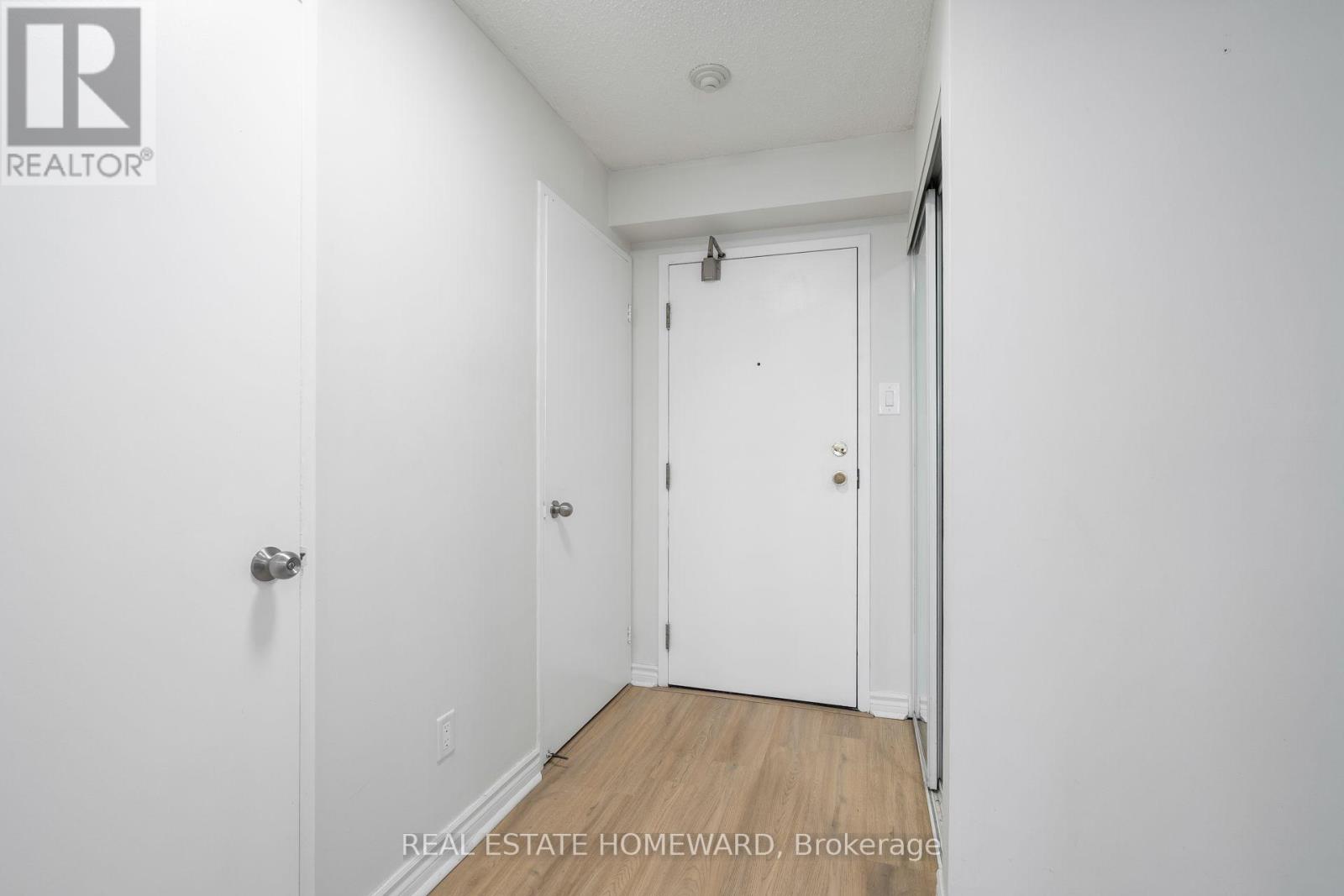 1002 - 4 Park Vista, Toronto, Ontario  M4B 3M8 - Photo 12 - E12675924