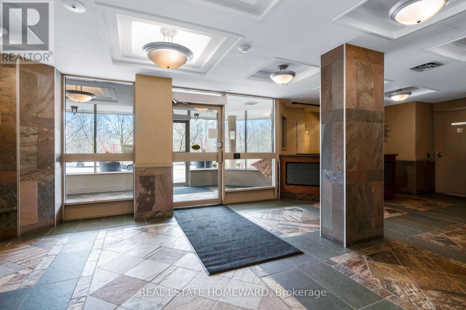 1002 - 4 Park Vista, Toronto, Ontario  M4B 3M8 - Photo 5 - E12675924