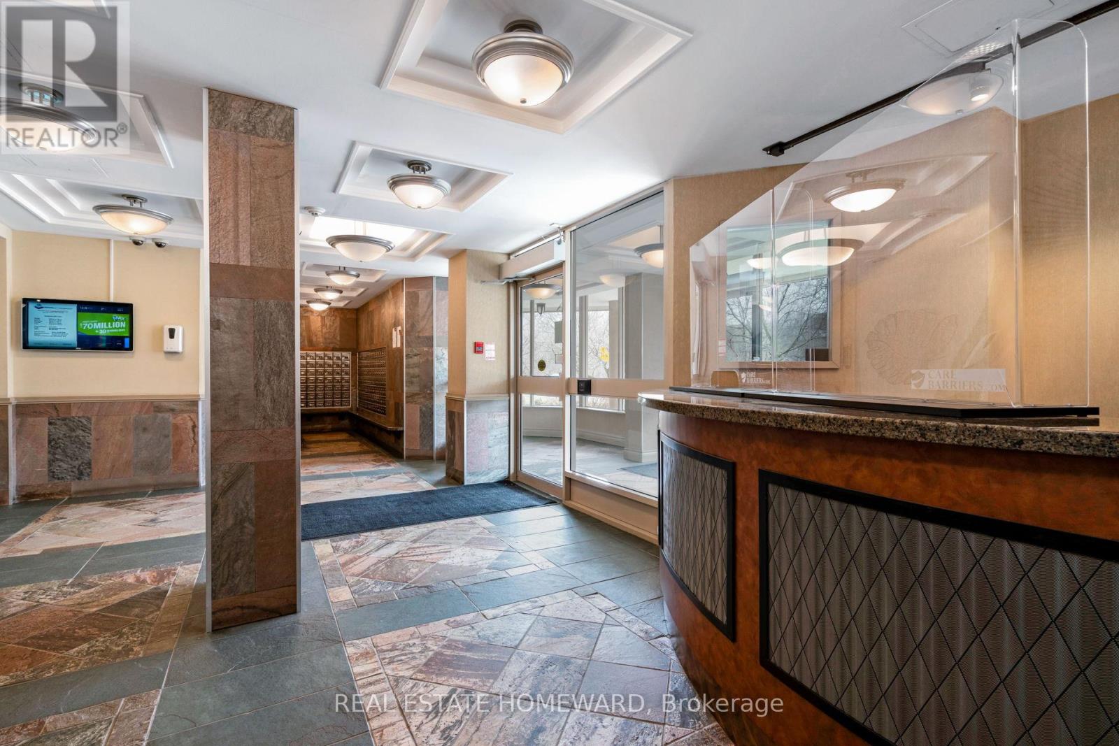 1002 - 4 Park Vista, Toronto, Ontario  M4B 3M8 - Photo 6 - E12675924