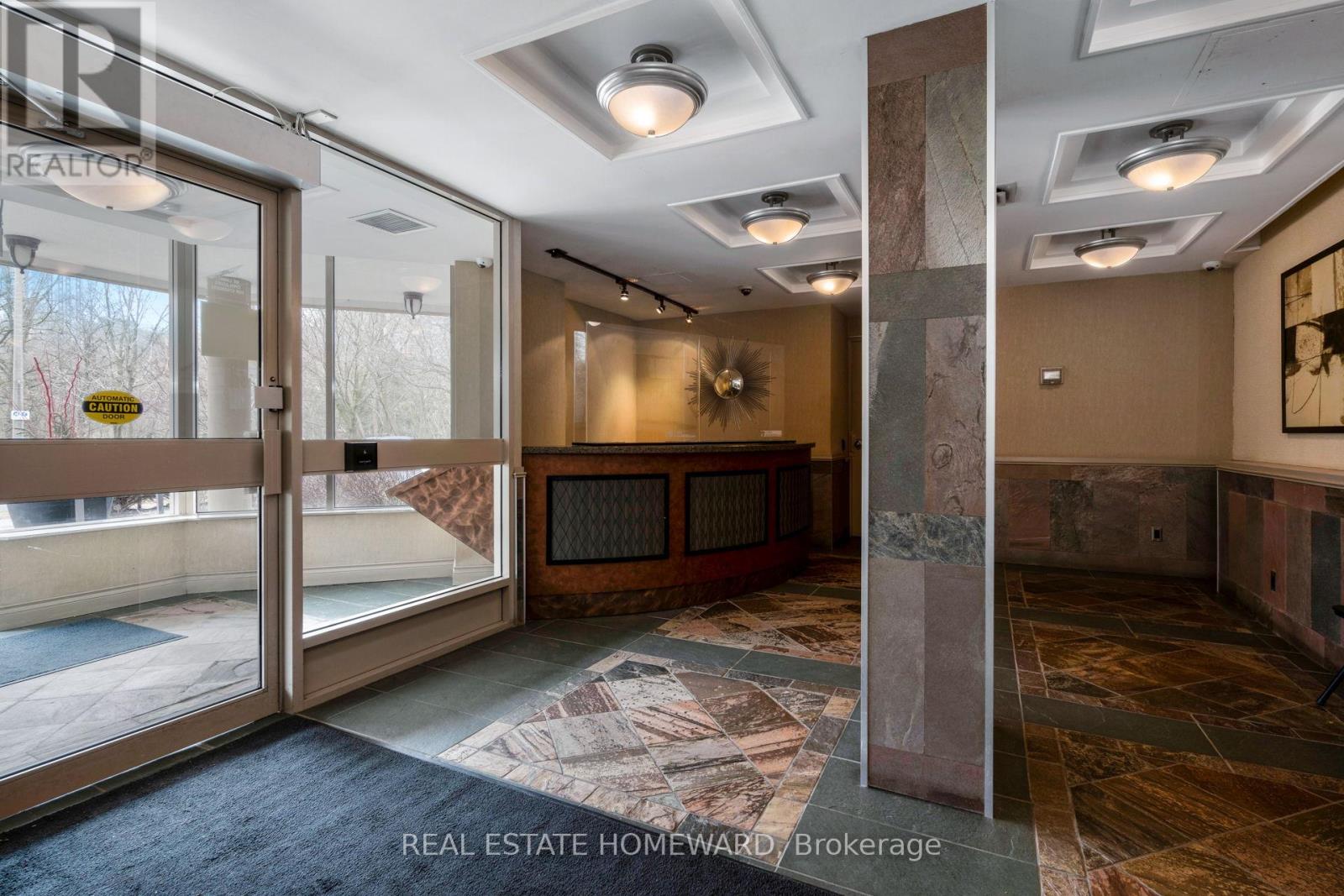 1002 - 4 Park Vista, Toronto, Ontario  M4B 3M8 - Photo 7 - E12675924