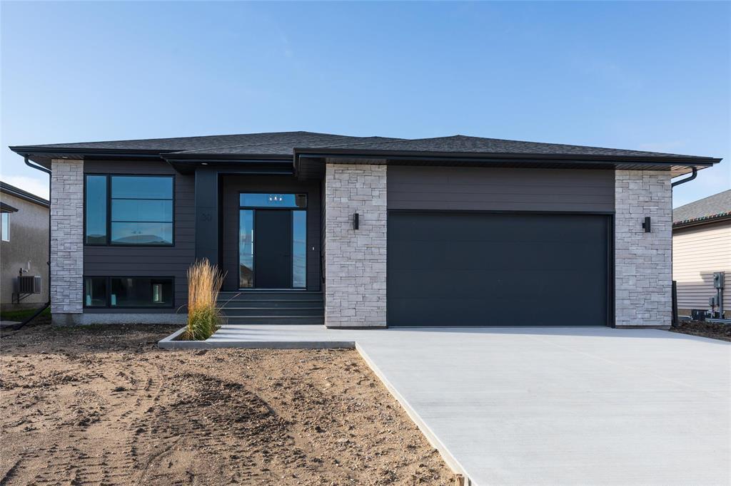 30 Caribou Bay, Steinbach, Manitoba