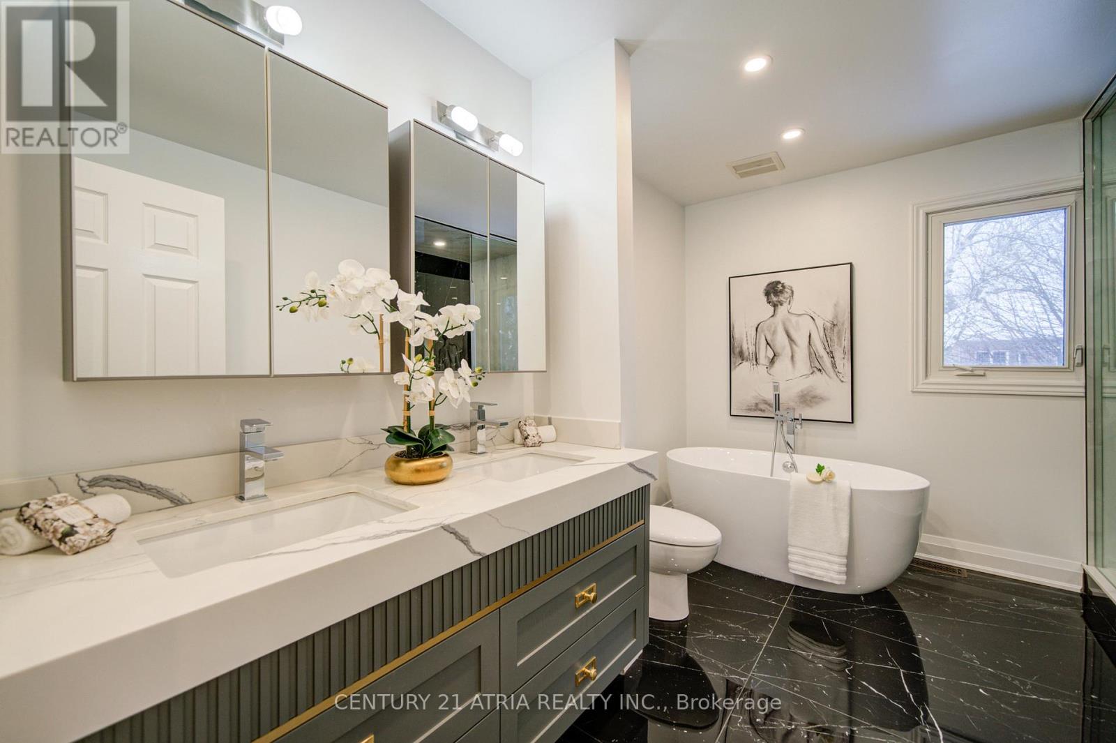 65 Worthington Avenue, Richmond Hill, Ontario  L4E 2S6 - Photo 26 - N12675836