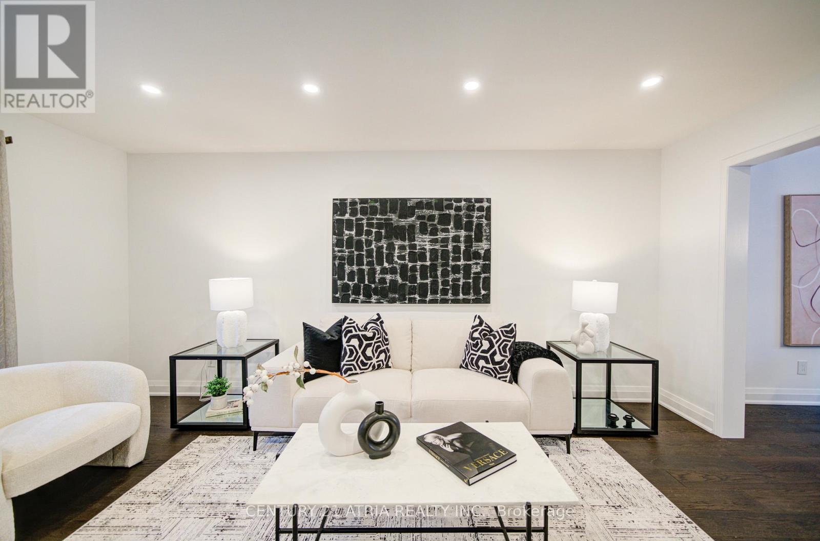 65 Worthington Avenue, Richmond Hill, Ontario  L4E 2S6 - Photo 5 - N12675836