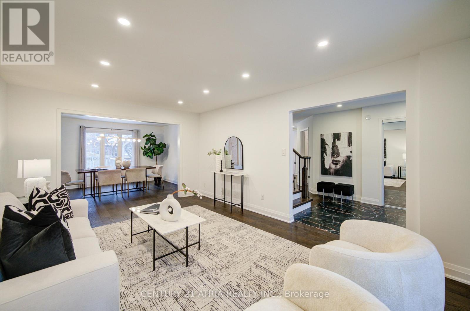 65 Worthington Avenue, Richmond Hill, Ontario  L4E 2S6 - Photo 6 - N12675836