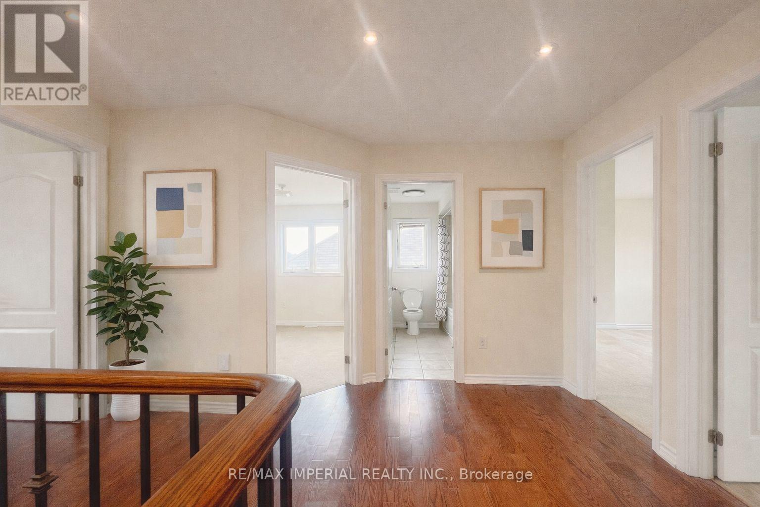 155 Art West Avenue, Newmarket, Ontario  L3X 0C1 - Photo 9 - N12675864