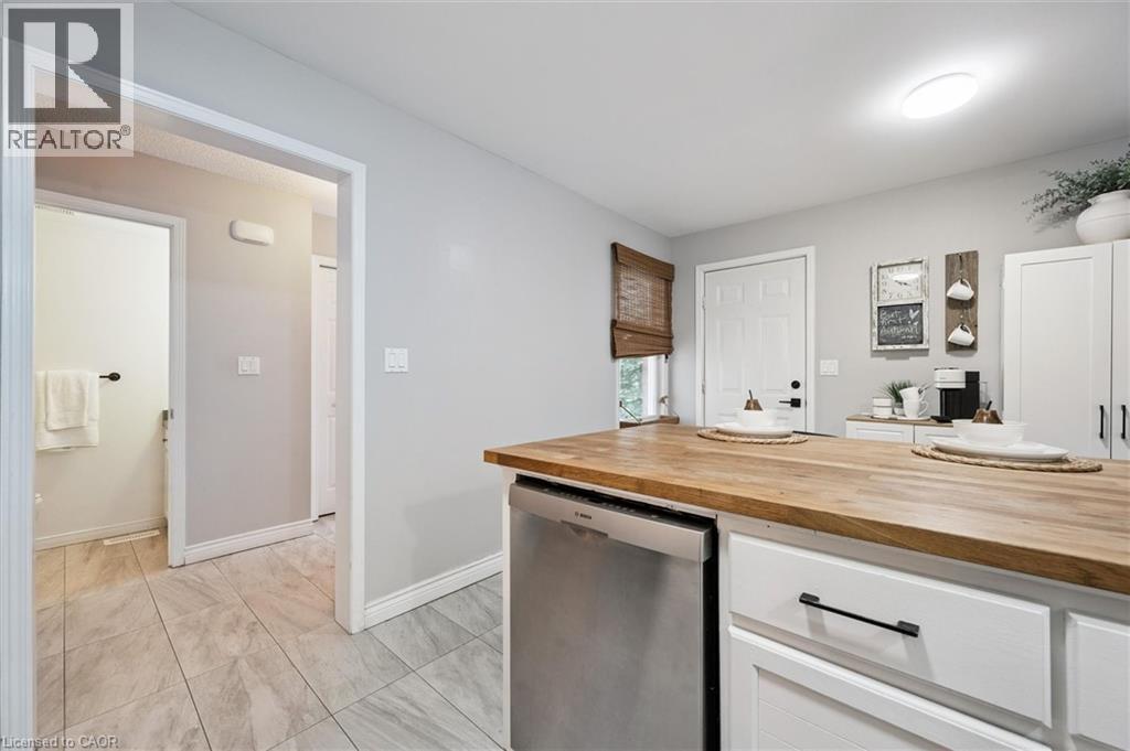 4 Northmanor Crescent, Kitchener, Ontario  N2N 3C2 - Photo 15 - 40796458