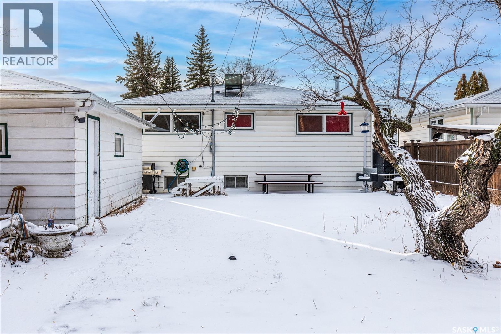 836 Keith Street, Moose Jaw, Saskatchewan  S6H 5R4 - Photo 33 - SK025805