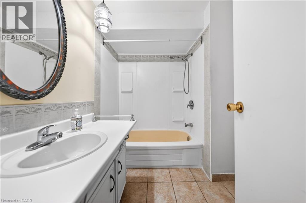 539 Willow Road Unit# 66, Guelph, Ontario  N1H 7G3 - Photo 24 - 40794923