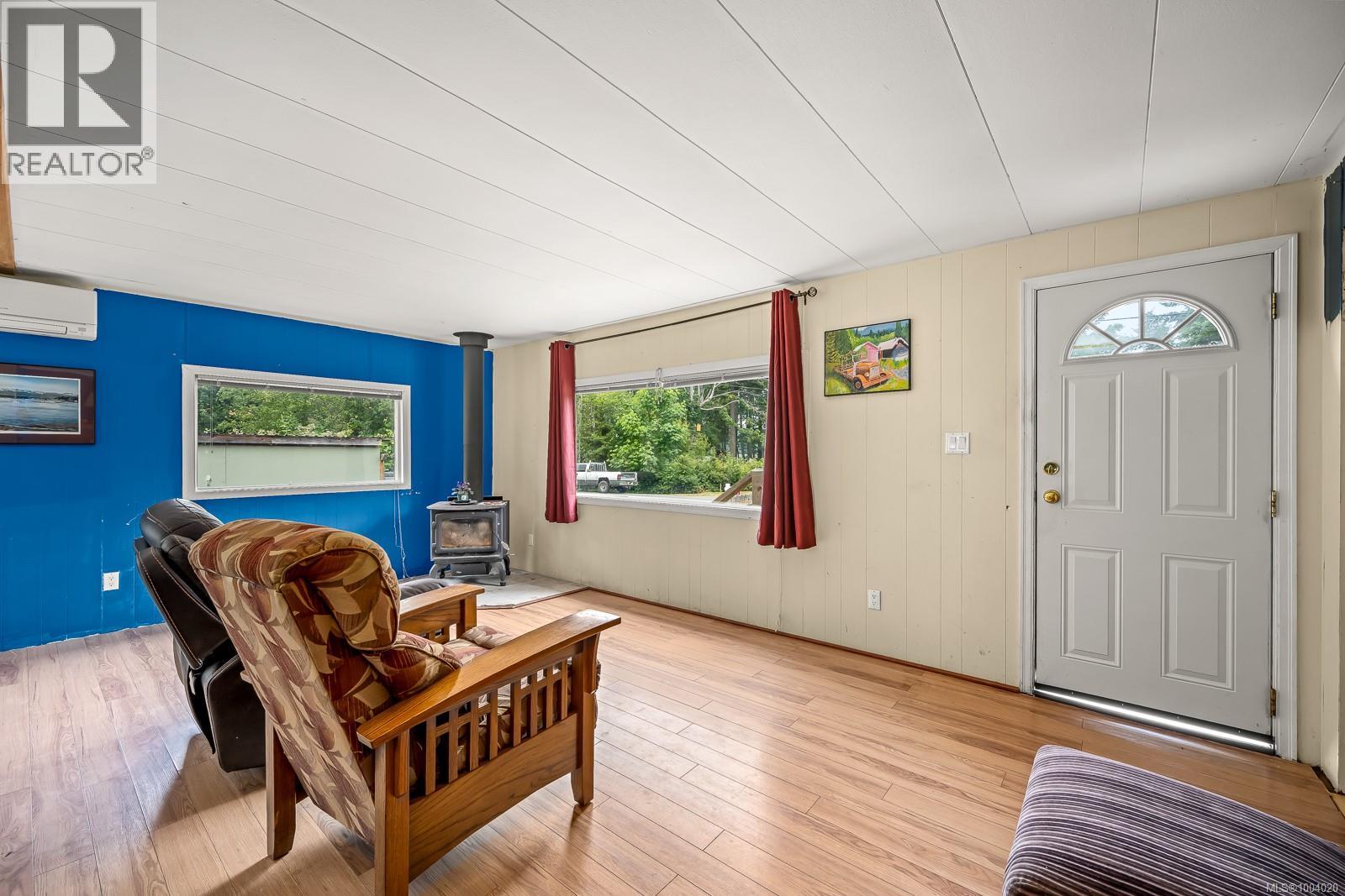 7865 Ships Point Rd, Fanny Bay, British Columbia V0R 1W0 - Photo 20 - 1004020