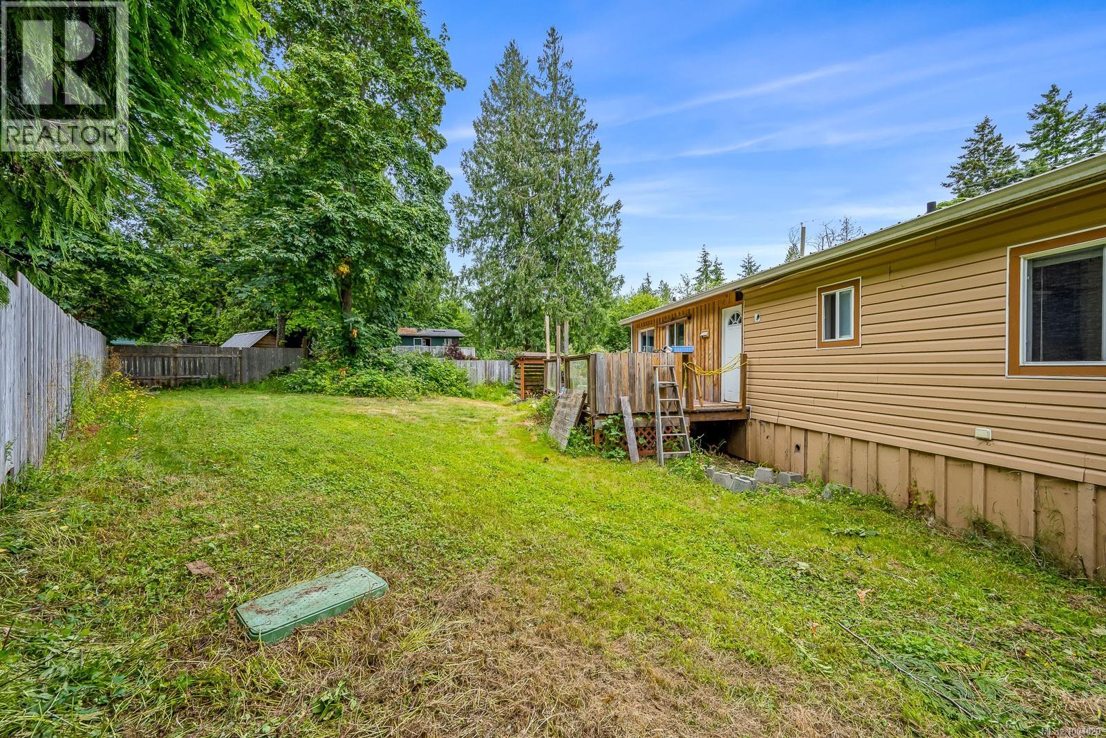 7865 Ships Point Rd, Fanny Bay, British Columbia V0R 1W0 - Photo 29 - 1004020