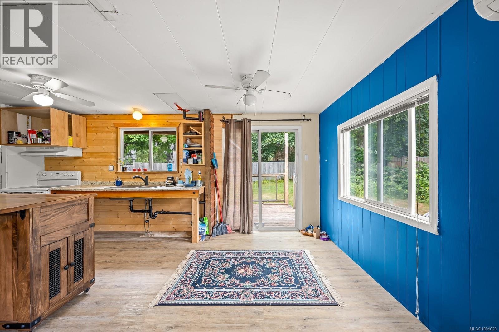 7865 Ships Point Rd, Fanny Bay, British Columbia V0R 1W0 - Photo 6 - 1004020