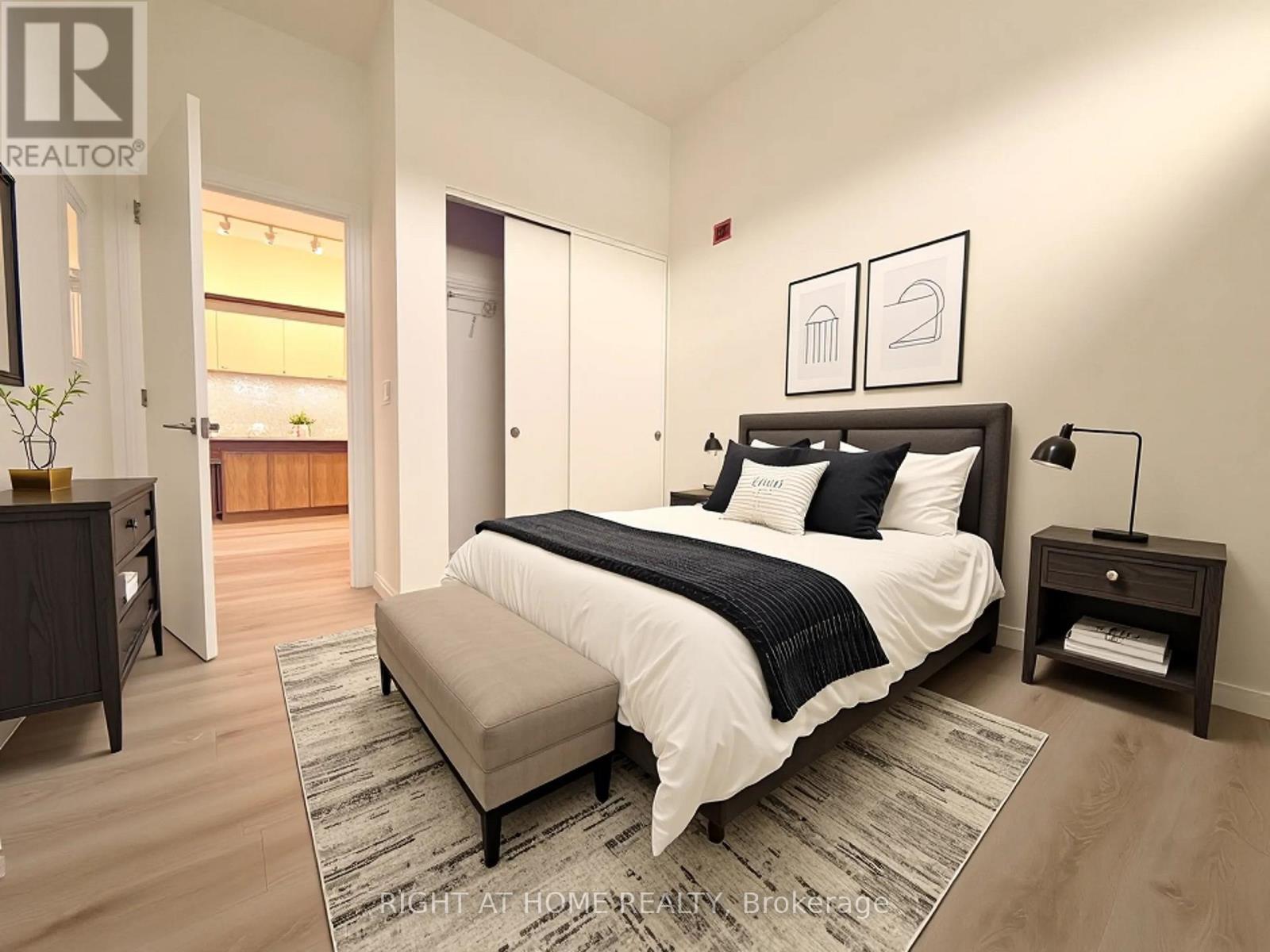 307 - 722 Marlee Avenue, Toronto, Ontario  M6B 3J7 - Photo 5 - W12675858