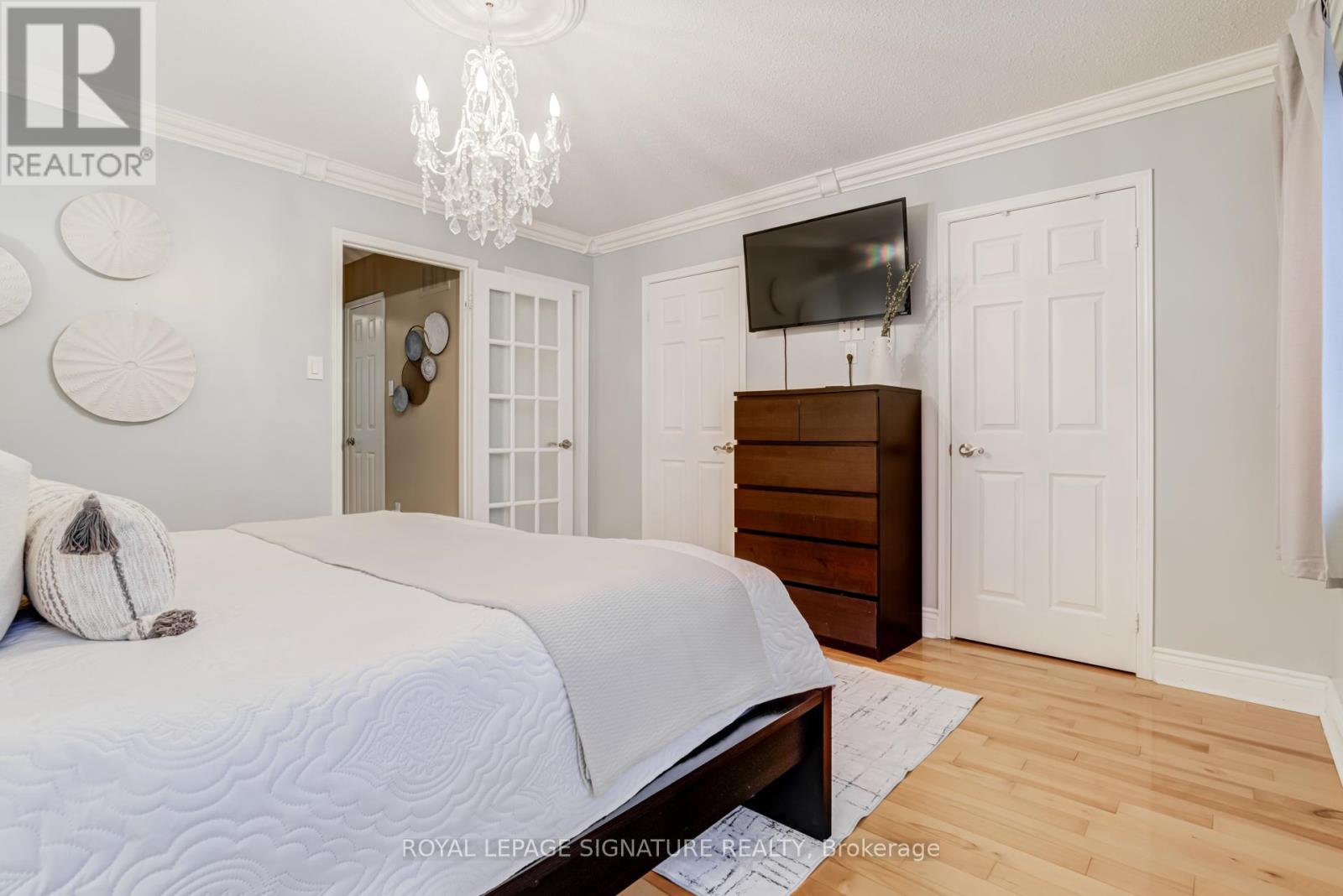 97 Harbourview Crescent, Toronto, Ontario  M8V 4B1 - Photo 13 - W12675886