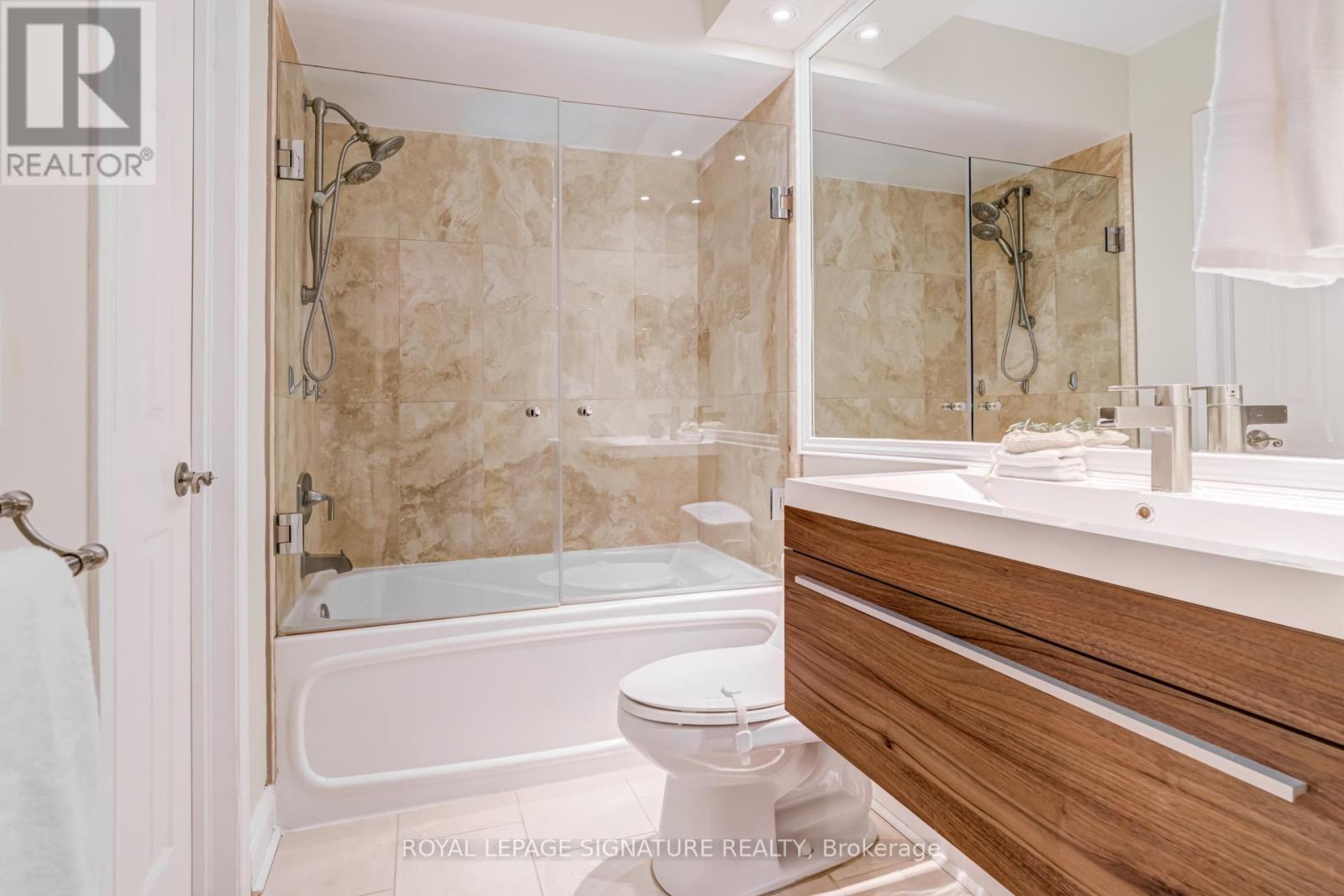 97 Harbourview Crescent, Toronto, Ontario  M8V 4B1 - Photo 15 - W12675886