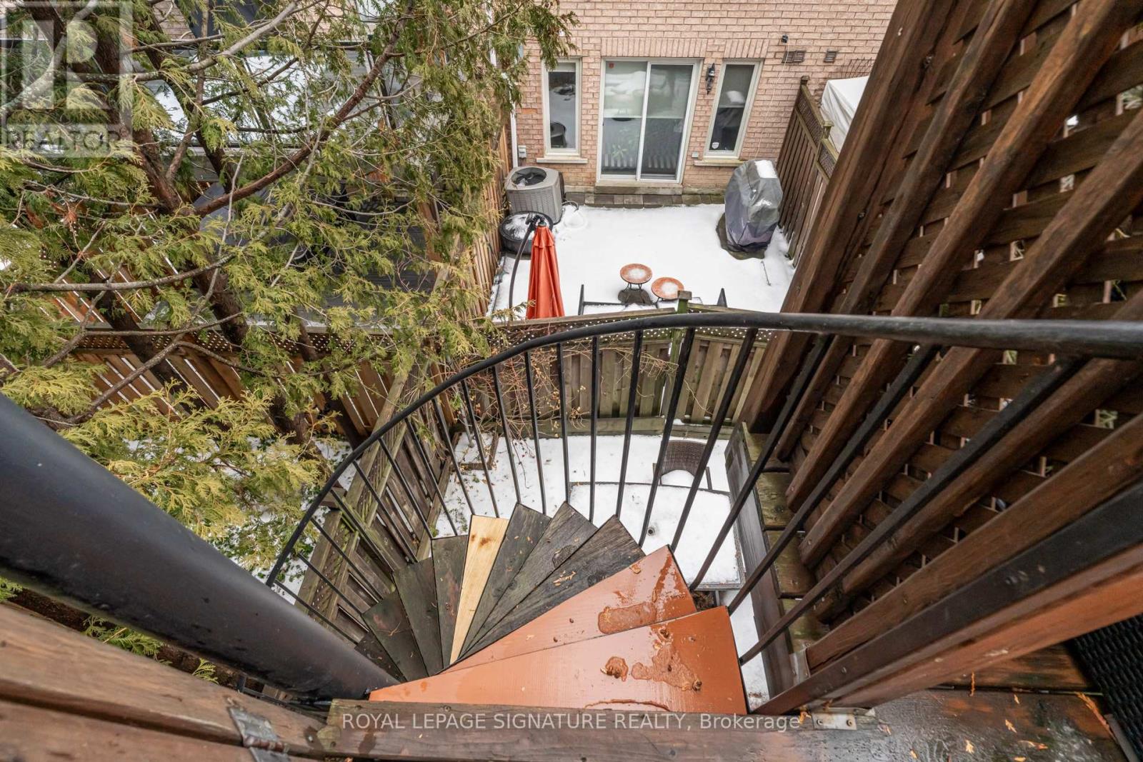 97 Harbourview Crescent, Toronto, Ontario  M8V 4B1 - Photo 28 - W12675886