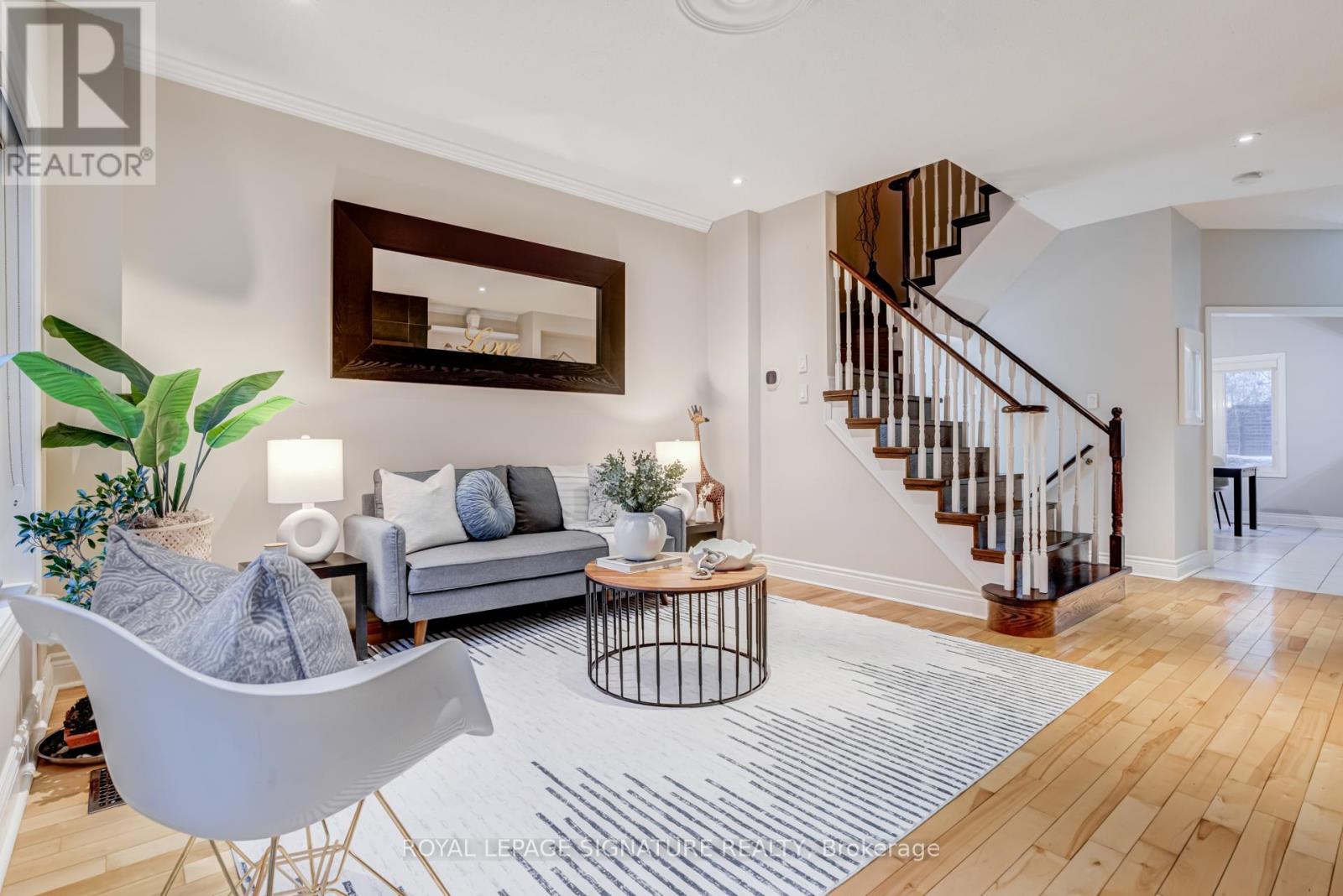 97 Harbourview Crescent, Toronto, Ontario  M8V 4B1 - Photo 9 - W12675886